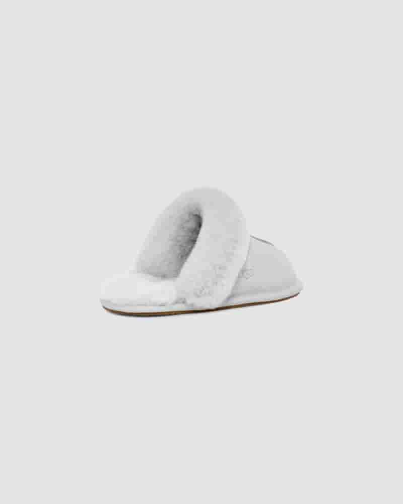 Kapcie UGG Scuffette II Dziecięce Białe | PLT8533C