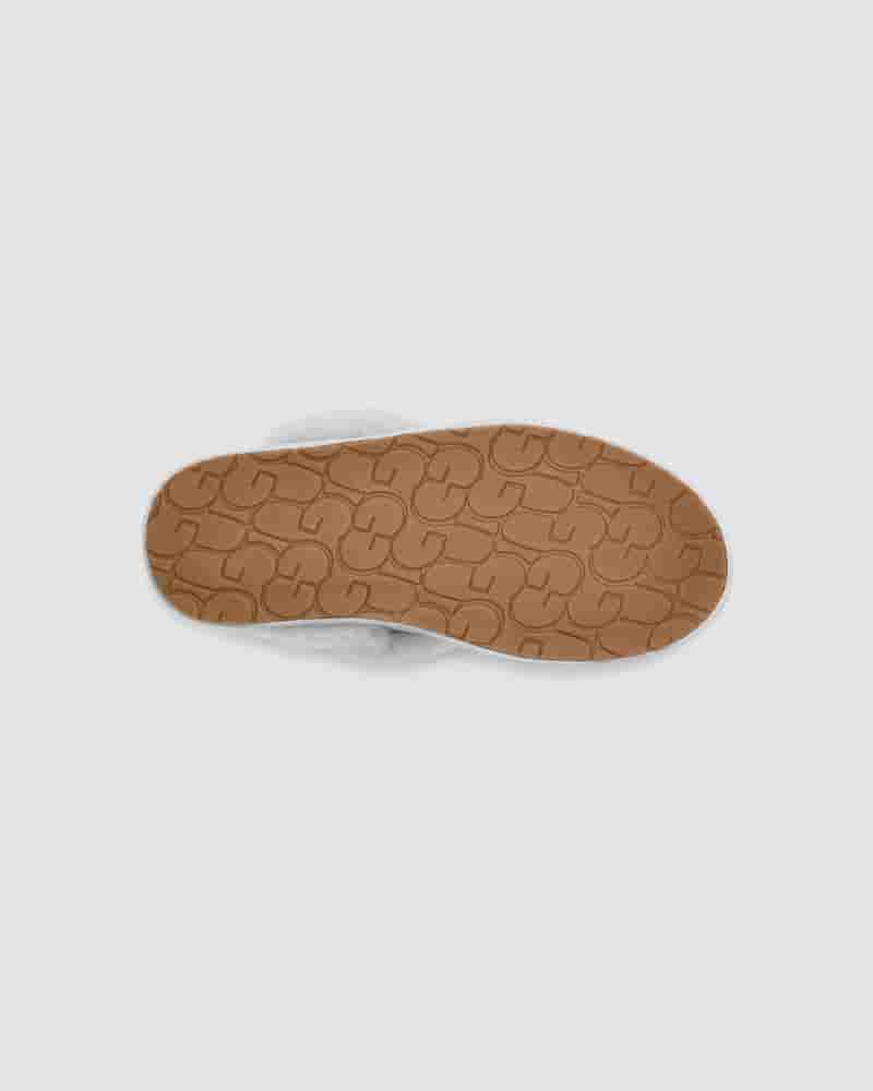 Kapcie UGG Scuffette II Dziecięce Białe | PLT8533C